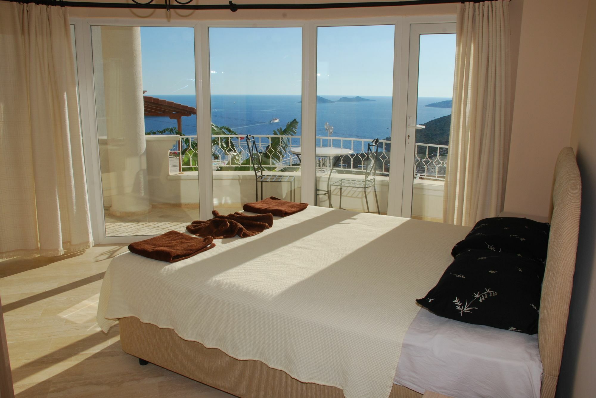 Cetinkaya Apartments คัลคัน ภายนอก รูปภาพ
